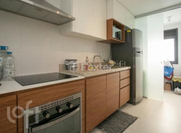 43e601c4 · Apartamento, 2 dormitórios, 74.3 m², em Petrópolis