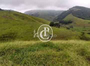 Rural · 90m² · 5 Quartos · Fazenda à venda com 100 hectares e lazer completo em Lorena, SP.