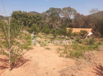 Rural · 150m² · 2 Quartos · Chácara Residencial à Venda  Centro, Paraibuna/SP
