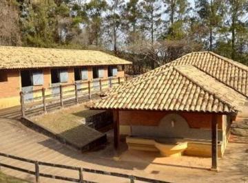 Rural · 100m² · 4 Quartos · Fazenda com 214 hectares e haras montado em  Aiuruoca, MG.