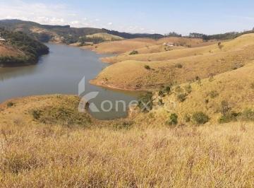 Rural · 150m² · 4 Quartos · Sítio Rural à venda, Centro, Paraibuna - SI0117.