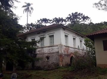 Rural · 120m² · Área Comercial de 911 hectares com Pastagens e Eucaliptos em  Centro, Passa Quatro, MG.