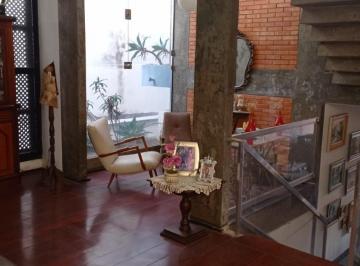 Casa · 220m² · 4 Quartos · 4 Vagas · Casa confortável 220 m² 4 dormitórios à venda Centro - Jacareí SP