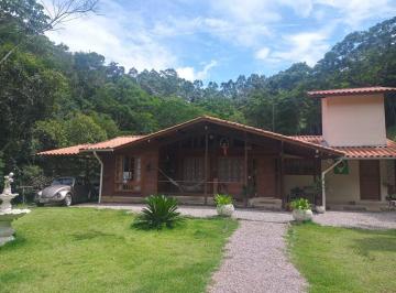 Rural · 300m² · 4 Quartos · 10 Vagas · Chácara ao meio da natureza com nascente e lagos