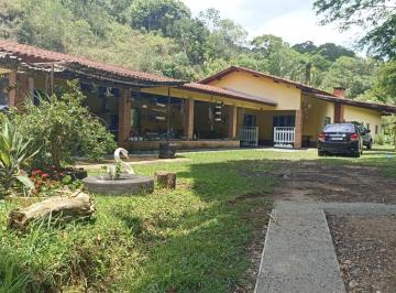 Rural · 400m² · 4 Quartos · Sitio em jambeiro linda vista rico em água