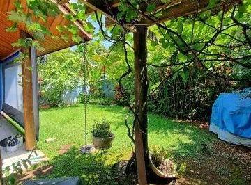 Casa · 237m² · 5 Quartos · 2 Vagas · Sobrado Aconchegante em Meio à Natureza no Urbanova SJCampos