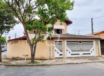 Casa · 241m² · 4 Quartos · 6 Vagas · Sobrado Confortável Muito em Acabado Bosque dos Ipês SJC.