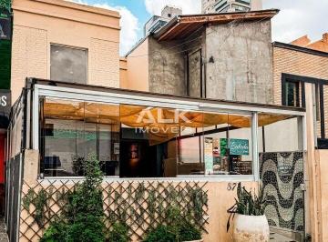 Comercial · 220m² · 2 Vagas · Casa comercial para venda e locação