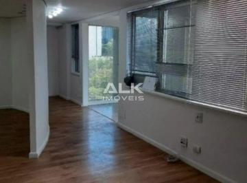 Comercial · 204m² · 4 Vagas · Conjunto comercial - Imóvel todo reformado à 7 minutos da Estação Berrini CPTM