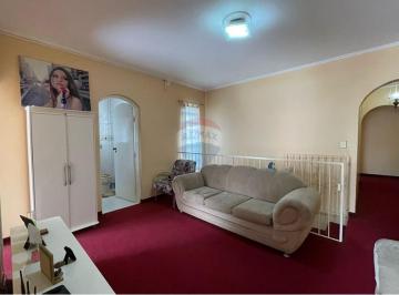 Casa · 196m² · 4 Quartos · Sobrado em Guarulhos: Espaço e Tranquilidade! Pres. Dutra.