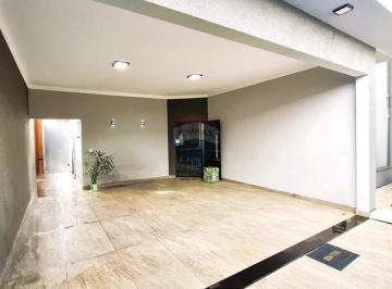 Casa · 150m² · 2 Quartos · 2 Vagas · "Seu Novo Lar Moderno no Coração de Aguaí"