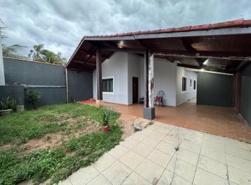 Casa de 3 quartos, Peruíbe · CASA A VENDA NA PRAIA EM PERUIBE/SP