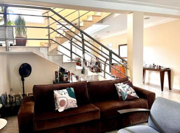 Casa · 299m² · 3 Quartos · 4 Vagas · Sobrado à venda em Campinas, Swiss Park, com 3 suítes, com 299 m²