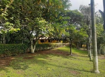 Rural · 1000m² · 3 Quartos · 7 Vagas · Vendo Linda Chácara localizada na cidade de Perdigão - MG - distancia de 140 km de BH !!
