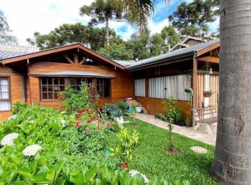 28e0aa41363abad407d5d76f2411fa199849a1db · Casa com 3 dormitórios à venda, 160 m² - Vila Suiça - Canela/RS