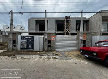 Casa · 115m² · 3 Quartos · 1 Vaga · sobrado alto padrão a venda em Balneário Piçarras SC