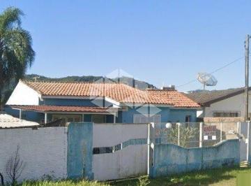693107_iYiYwH2vYY61_69310768126ae2f0a0c.jpg · Casa de 2 dormitórios à venda no Bairro Carolina em Santa Maria
