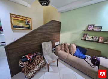 Casa · 147m² · 5 Quartos · 1 Vaga · Sobrado à Venda com Duas Casas no Terreno Bem Distribuídas em Americana com 5 quartos (1 suíte) e 1
