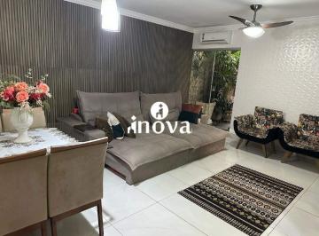 Casa · 180m² · 3 Quartos · 2 Vagas · Casa a venda no Condomínio Portal Beija Flor