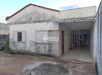 Casa · 600m² · 3 Quartos · 3 Vagas · Casa disponível para venda no bairro Martins em Uberlândia MG