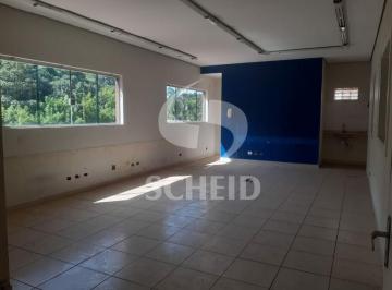 Comercial · 200m² · 5 Vagas · Imóvel para venda no Panamby com 5 vagas de garagem.