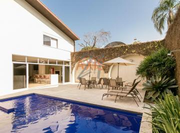 Casa · 707m² · 4 Quartos · 8 Vagas · Amplitude e personalidade é o resumo dessa casa