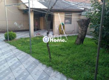 Casa · 130m² · 3 Quartos · 7 Vagas · Casa de 3 dormitórios, vagas e pátio - Passo da Areia