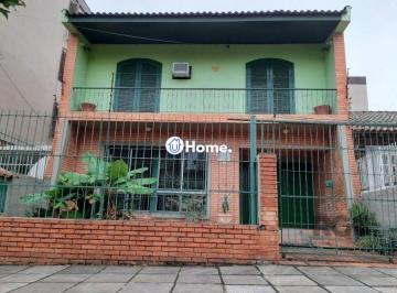Casa · 130m² · 3 Quartos · 5 Vagas · Casa de 130m² com 3 dormitórios no bairro Jardim Botânico.