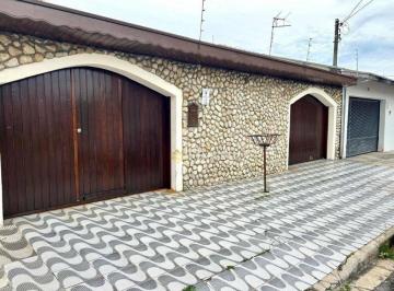 5917ffd9fcf5a6cb3cf91a1d006a0c9fcd1d3fea · Casa com 3 dormitórios para alugar, 182 m² por R$ 3.288,52/mês - Quiririm - Taubaté/SP