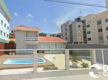 Casa · 150m² · 4 Quartos · 3 Vagas · Casa à venda no bairro Praia de Palmas - Governador Celso Ramos/SC, Norte