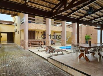 Casa · 201m² · 5 Quartos · 4 Vagas · Oportunidade!!!! Vendo casa duplex em Aquiraz (Praia do Presídio).