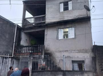 Casa de 4 quartos, Ferraz de Vasconcelos · SOBRADO COM 3 ANDARES