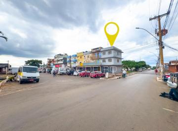 Comercial , Ceilândia ·  Prédio com Loja térrea e 2 pavimentos superiores – Ceilândia 