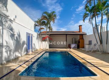 Casa · 300m² · 3 Quartos · 4 Vagas · Casa em  Rua Laércio Bastos Pereira - Jardim Estoril IV - Bauru/SP