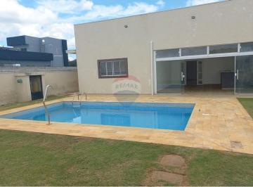 Casa · 300m² · 3 Quartos · 4 Vagas · Casa Térrea no Condomínio Jardim Flambooyan