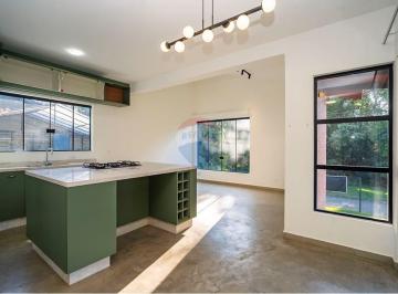 Casa · 120m² · 3 Quartos · 4 Vagas · Casa em Condomínio, com 120m², 3 quartos, sendo 1 suíte e 4 vagas - Piraquara/PR