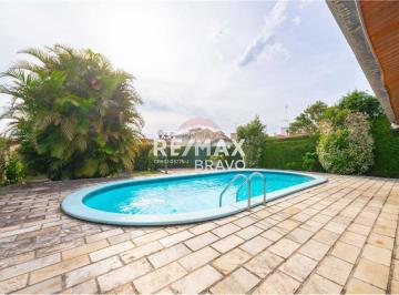 Casa · 374m² · 5 Quartos · 9 Vagas · Casa térrea à venda com piscina, 374m2, 5 quartos (2 suítes), 9 vagas de garagem, área gourmet