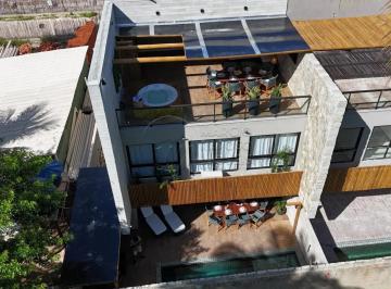 Casa · 260m² · 3 Quartos · 1 Vaga · Casa Triplex Mobiliada com 3 Suítes e RoofTop à venda Kanui Tatuamunha