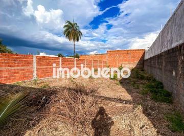 4tsqwbu2odeym2y1zja5zji0_md · Vende-se terreno no Setor Iris Village R$125.000,00.
