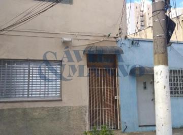 Frente · Imperdível casa de 4 quartos na Mooca, São Paulo-SP! 200m² de área, 4 salas e 4 banheiros. Confira a