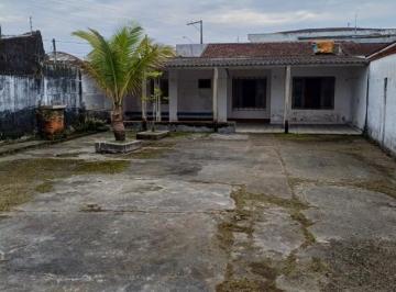 Foto 01 · Casa à venda no Centro de Itanhaém-SP: 1 quarto, 1 sala, 1 banheiro, 4 vagas de garagem, 123,00 m² d