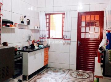 73937038aabc14cfd5ba57cc3e0b9760.jpg · QR 431 CASA LINEAR MAIS DUAS KIT NO FUNDO - NASCENTE 