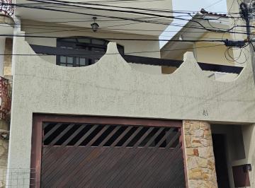 Casa · 250m² · 3 Quartos · 6 Vagas · Sobrado com 3 dormitórios em Osasco