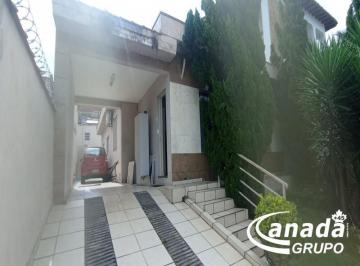 Casa · 330m² · 3 Quartos · 4 Vagas · Casa Térrea com 3 dormitórios em Osasco