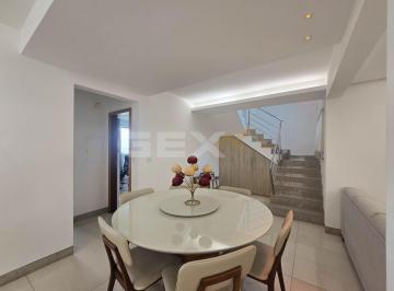 Apartamento · 189m² · 4 Quartos · 2 Vagas · Cobertura Duplex à Venda no Bairro Santo Antônio em Divinópolis MG.