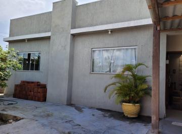 Casa de 3 quartos, Sobradinho · Casa reformada cond verde vale excelente local perto de todos os comércios
