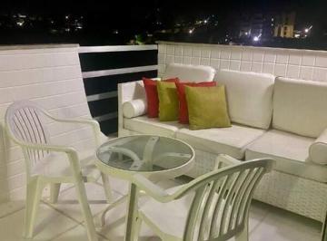 Apartamento · 170m² · 4 Quartos · 2 Vagas · Apartamento em Salinas para locação-à Beira do lago do pedalinho