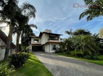 Casa · 3365m² · 4 Quartos · 5 Vagas · Terreno no bairro Fundos  -  Biguaçu