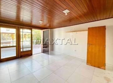 Casa · 200m² · 3 Quartos · 4 Vagas · Casa espaçosa à Venda de 200m², com 3 suítes e 4 Vagas de garagem, na Vila Paiva.