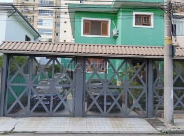 Casa · 180m² · 5 Quartos · 5 Vagas · Sobrado à venda de 180m², com 5 dormitórios sendo 3 suítes e 5 vagas, em Santana.